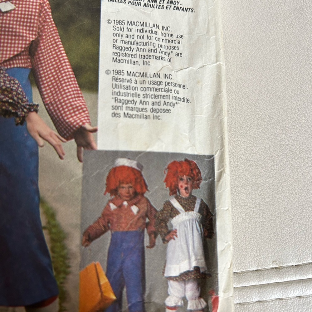 McCall 2625 Raggedy Ann and Andy family costume with kid costumes see kit 🥰 - Picture 4 of 7